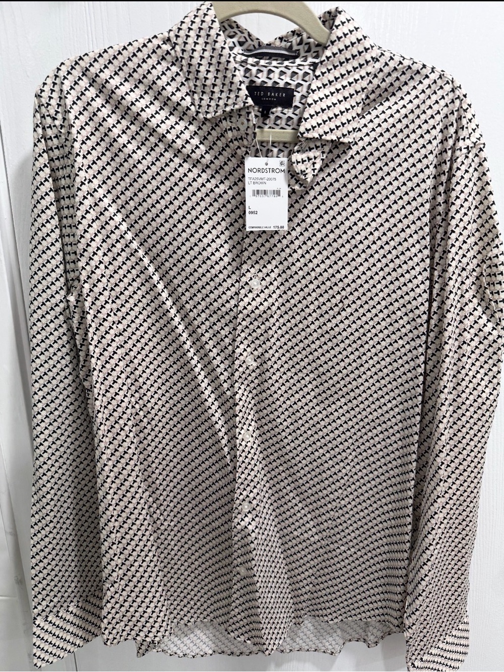 Ted Baker London Men’s Button-Front Shirt
Size Large | NWT | Nordstrom Tag